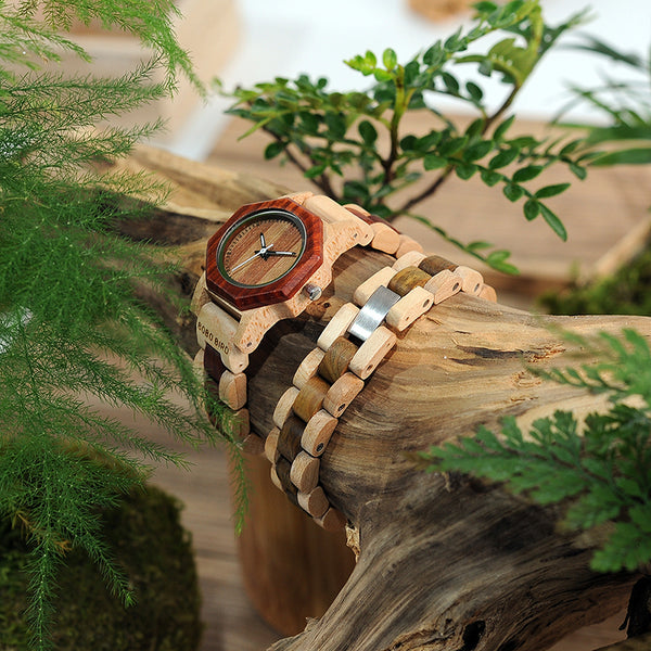 Wristwatches with Wooden Band Female Clock